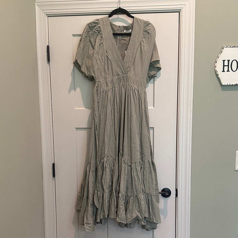 Neuflora Womens Arabella Linen-Blend Ruffle Hem V-neck Dress NWT Large